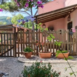 ingresso con staccionata